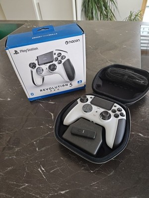 NACON Revolution 5 Pro Controller Weiss PS4/PS5/PC - RF/BT/USB pro Gamepad OVP