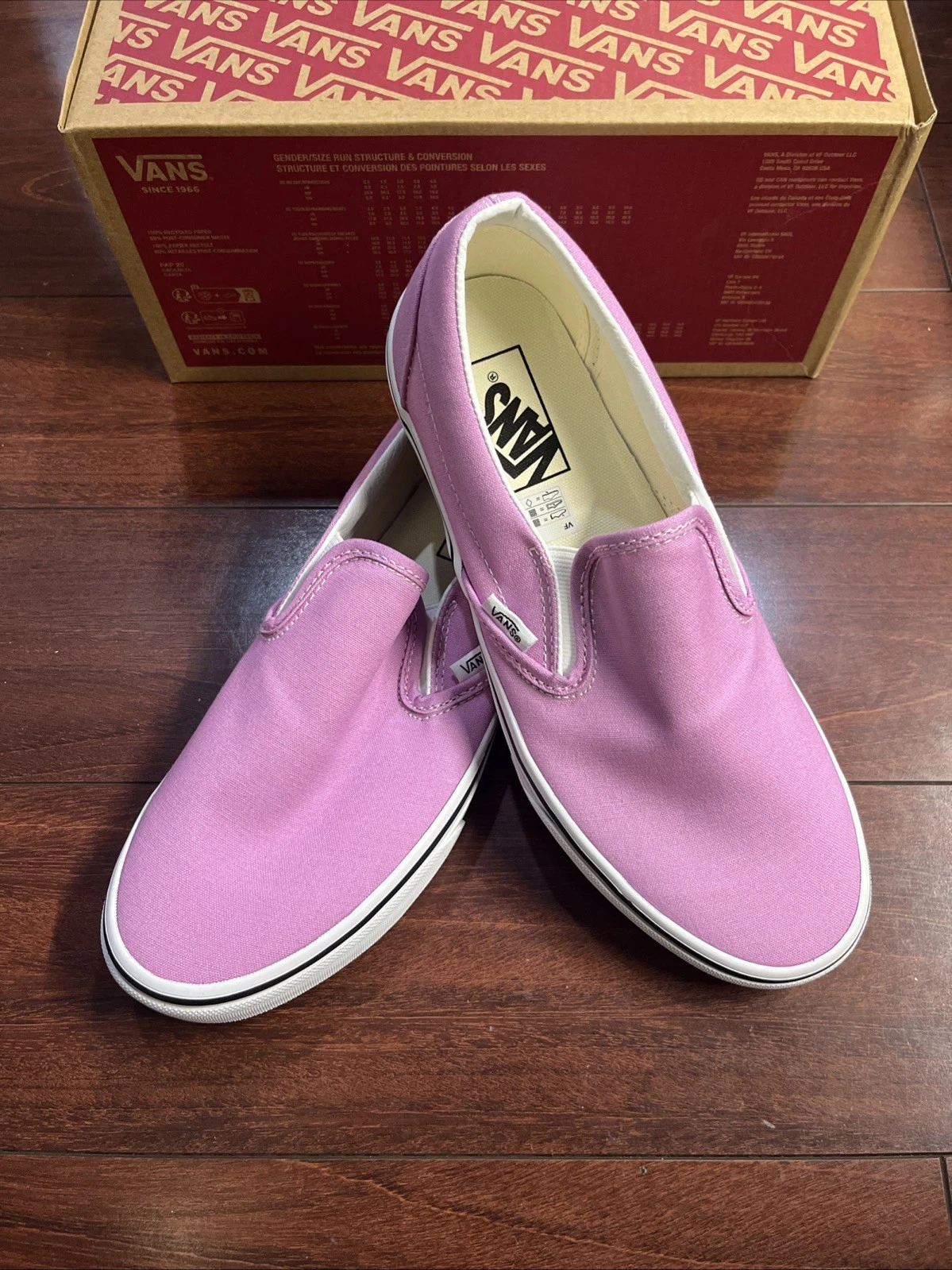 Womens 9.5 Vans Classic Slip On Orchid White Sneaker Shoe Low Top New HALF BOX