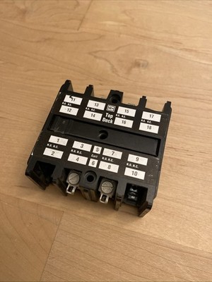 Cutler-Hammer ARA20 2-Pole Adder Top Deck for Control Relay NO or NC Contacts