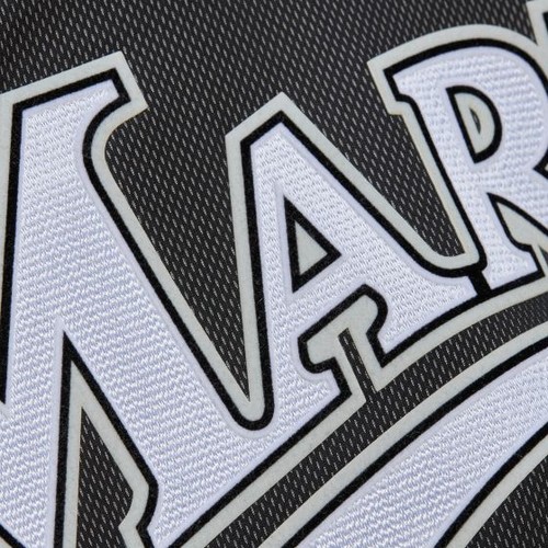 Florida Marlins Dontrelle Willis Mitchell & Ness 2007 Authentic Mesh BP Jersey - Picture 5 of 6