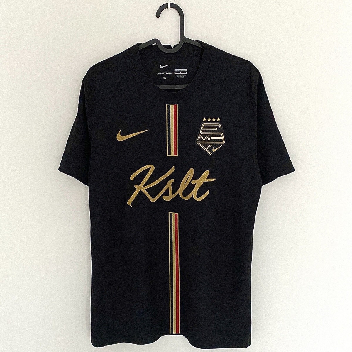 M 2022 2023 PLAYER ISSUE Nike Authentic ADV Football Soccer Jersey M 2022 2023 PLAYER ISSUE Nike Authentic ADV Football Soccer Jersey