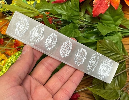 Selenite Charging Station, Etched Cleansing plate, Crystal Holder 6" Bar - Picture 4 of 10