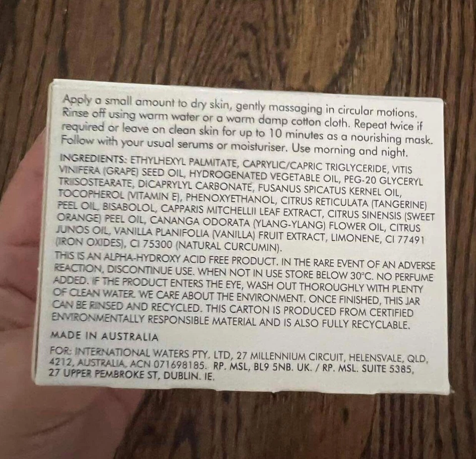Bálsamo limpiador Alpha-H Melting Moment con extracto de hoja de naranja silvestre 90 g para mujer Foto 3 de 4