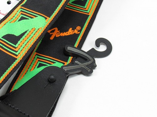 Correa de guitarra Fender neón con monograma verde y naranja 2 pulgadas - Imagen 3 de 3