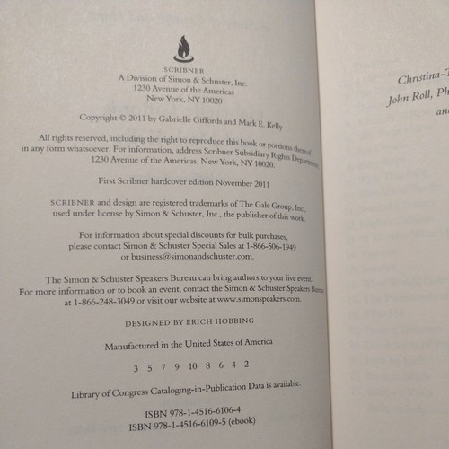 Gabby : A Story of Courage and Hope by Mark Kelly and Gabrielle Giffords -2011 - Picture 4 of 12