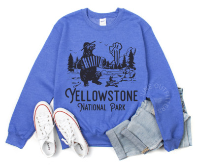 RETRO YELLOWSTONE NATIONAL PARK SWEATSHIRT