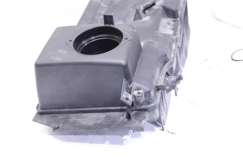 CAJA LIMPIADOR DE AIRE Volvo C30 C70 S40 V40 V50 V70 XC70 2004-2013 1068282 Foto 2 de 4