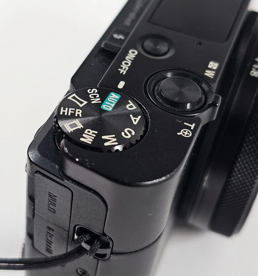 #Sony Cyber-shot RX100 V RX100M5 RX100V 20.1MP Digital Camera - Black (4807227) - Image 4 of 4