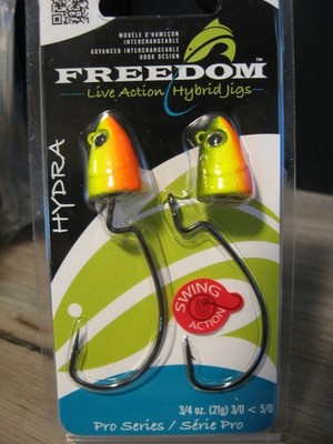 2 Freedom Hydra Live Action Hybrid Fishing Swing Jigs - 3/4 Oz - Hot Shad 11035