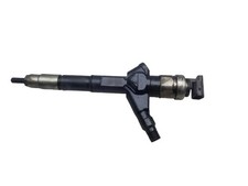 Nissan Pathfinder Fuel Injector 2.5 Diesel YD25DDTI 2006 16600EB300