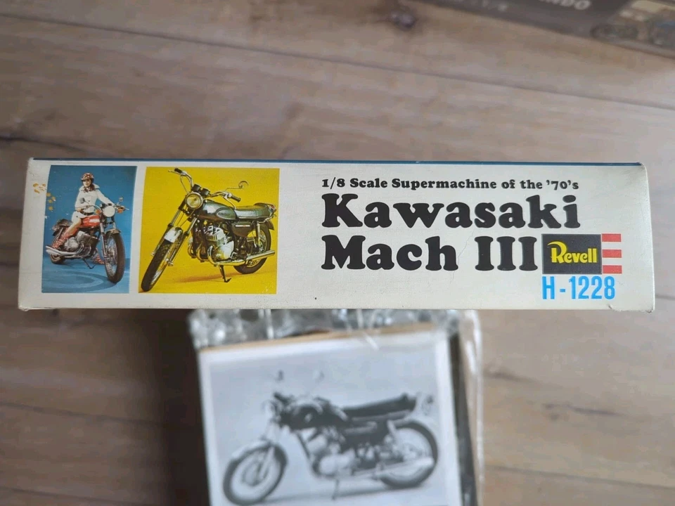 Revell 1:8 Kawasaki 500 Mach III von 1970 Rarität H-1228 ungebaut - Bild 2 von 4