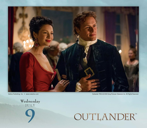 2025 Outlander Boxed Daily Calendar - Picture 3 of 6