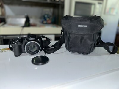 Fuji Film Digital Camera With Bag Works Perfect Used Only Twice
