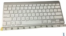 Apple A1314 Wireless Keyboard - Silver MC184LL/B 