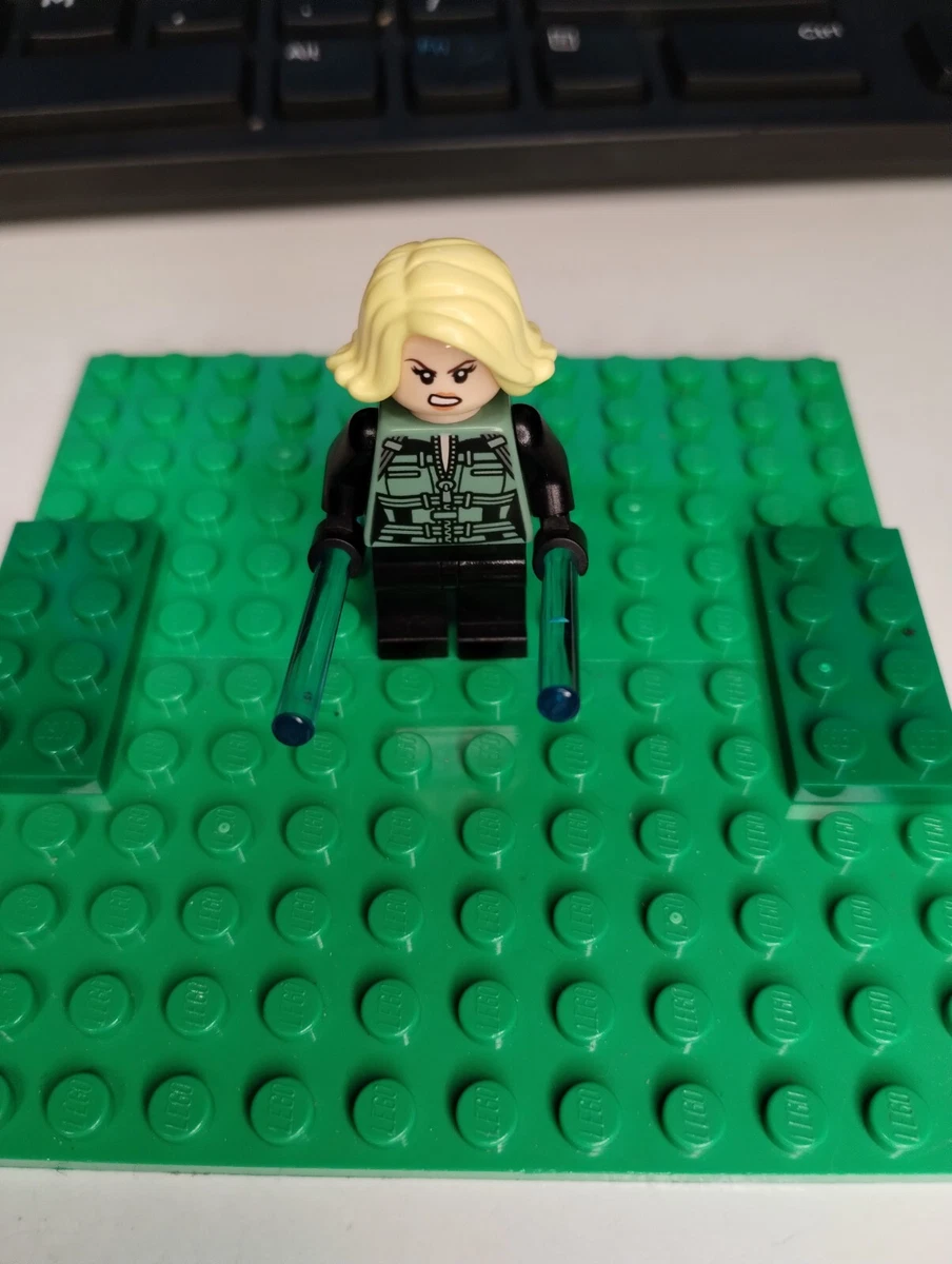 LEGO Marvel Super Heroes Black Widow MINIFIG from Lego set 76101 Brand New