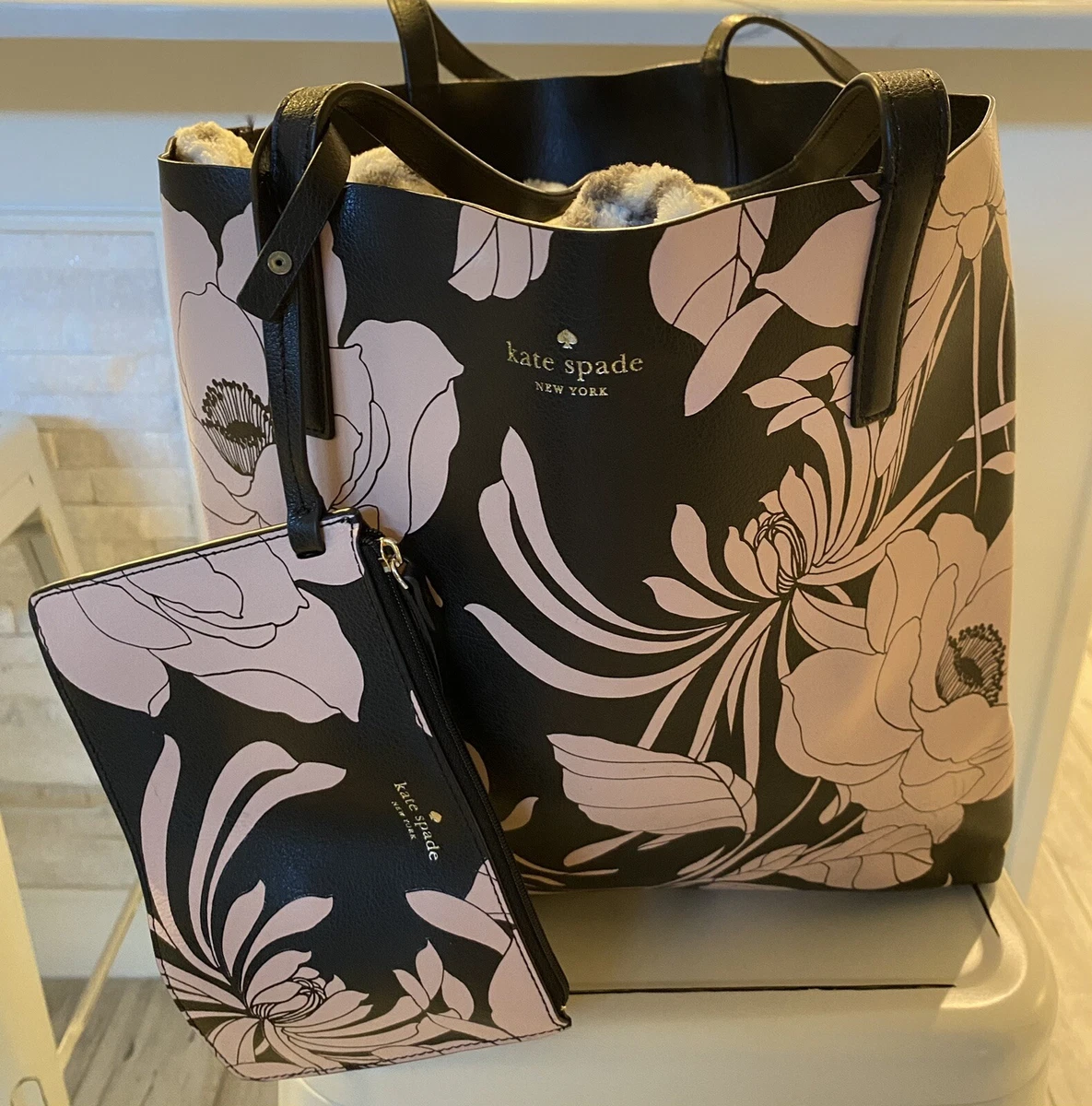 Kate spade store arch place mya