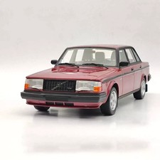 VOLVO 244 Turbo 1981 1/18 DNA COLLECTIBLES DNA000114