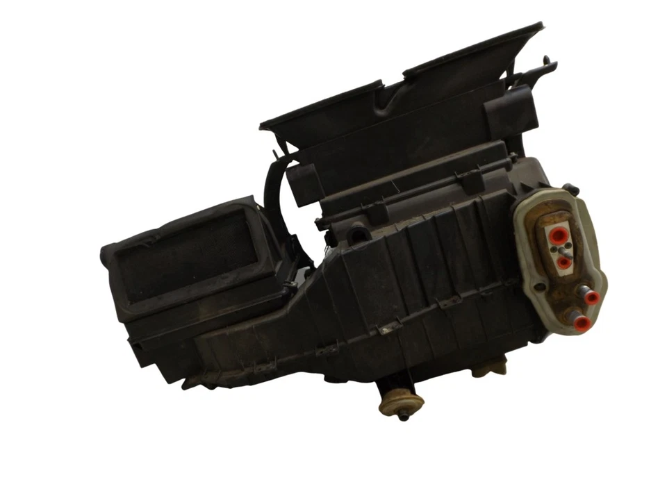 2004-2008 Chevrolet Malibu A/C Evaporator Core and Case Assembly Used OEM - Image 3 of 4