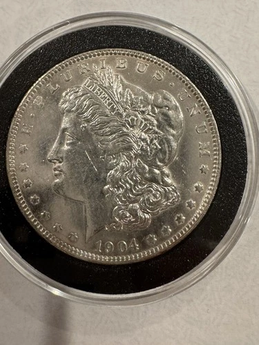 1904 O MORGAN SILVER DOLLAR U.S. MINT   Estimated VF or AU