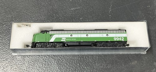 Kato 176-268 escala N E8/9-A Burlington Northern #9942 sin probar | Condition: Used