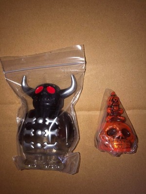 PUNKDRUNKERS SKULLTOYS GUY2 ガイツ 蓄光 グローブ付 PUNKDRUNKERS SKULLTOYS GUY2 ガイツ アイツ ソフビ PUNKDRUNKERS