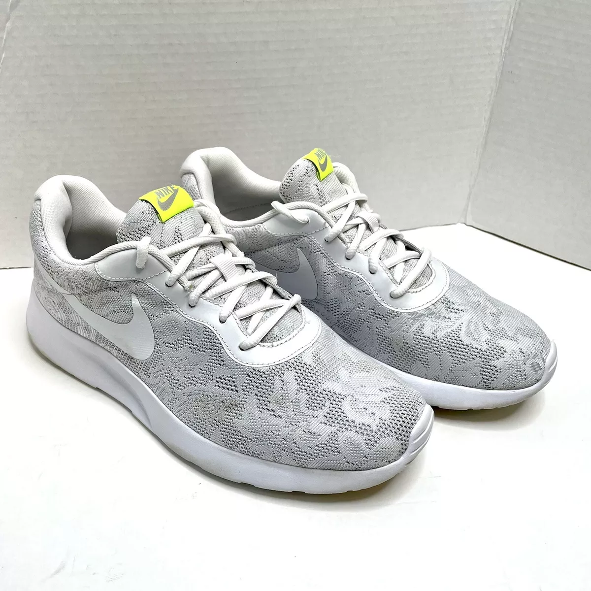 Nike Tanjun Prism White Mesh Floral Running Shoes Womens 11 Tropical 902865 100