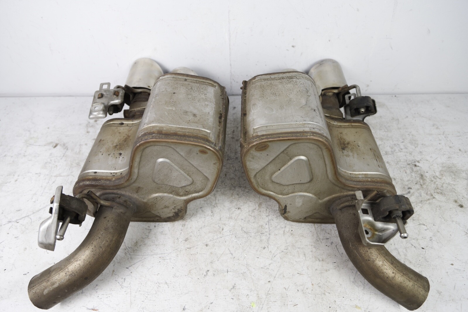 2014 - 2020 MASERATI GHIBLI S LEFT & RIGHT MUFFLER EXHAUST SET OEM 82K