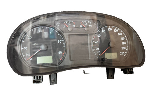 VW Polo 9N Tacho Kombiinstrument 6Q0920800P Schaltgetriebe