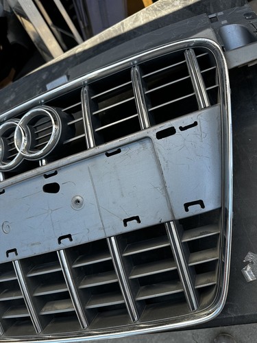 2008 2009 2010 2011 2012 AUDI TT RS FRONT GRILL GRILLE OEM 8J0853651 - Picture 8 of 15