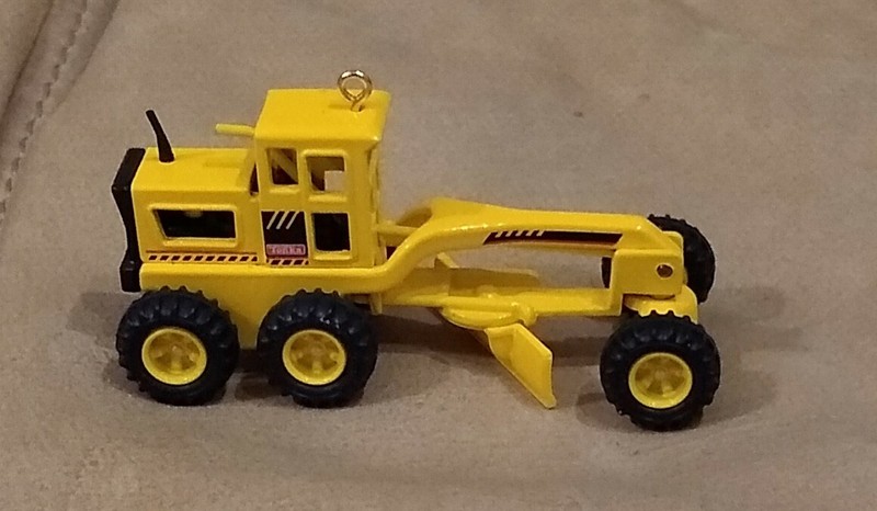 Hallmark Tonka Construction truck ornament Hasbro 1998