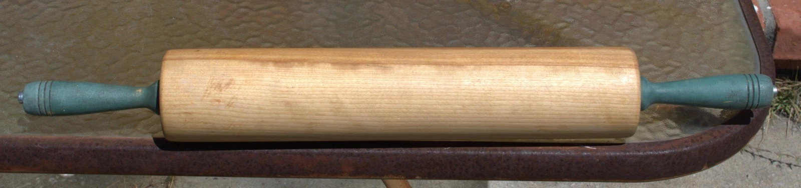 Hardwood Maple Rolling Pin with Green Handles