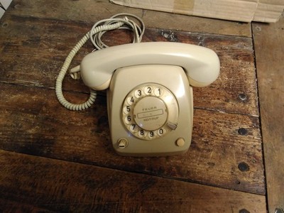 gebrauchtes Telefon Post Modell 612 Jahrgang 1974 Deko