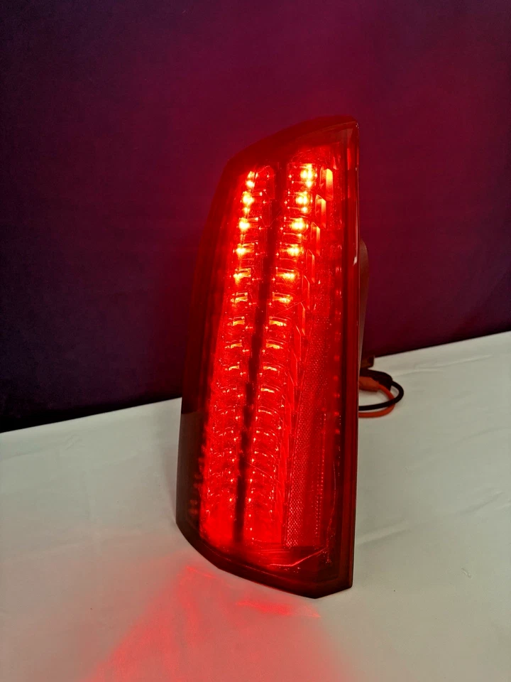 Luz trasera del conductor izquierdo Cadillac STS LF 2005 2006 2007 Foto 2 de 4