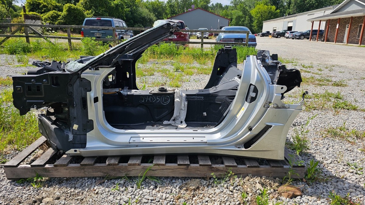 2015-2019 C7 Corvette Z06 OEM Left Drivers Side Rocker Aperture