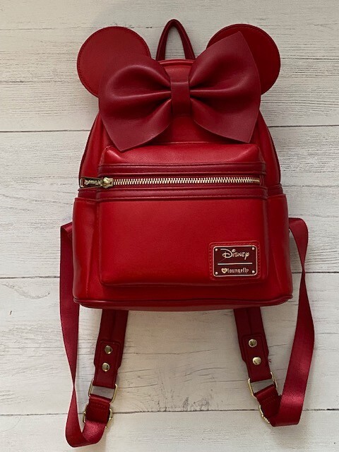 Auth Loungefly Minnie Mouse mini backpack rare retired style  display picture 3