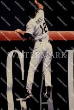 ET175 Steve Finley SD Padres Great Catch Baseball 8x10 11x14 16x20 Photo