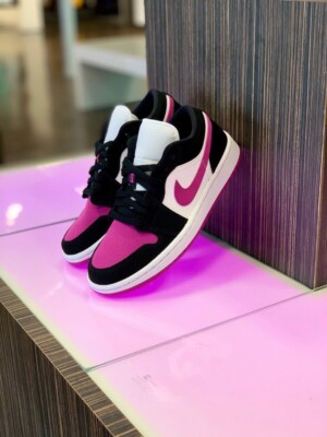 aj1 low cactus flower