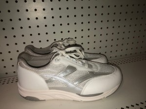 sas womens walking shoes