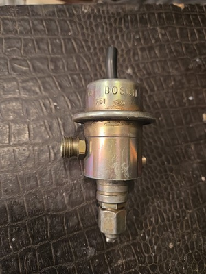 #ad Mercedes Benz R107 560SL Bosch Fuel Pressure Regulator 013 $129.99