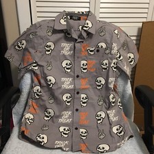 Halloween Kid's Size 18 Youth Shirt Skulls, Trick Or Treat New