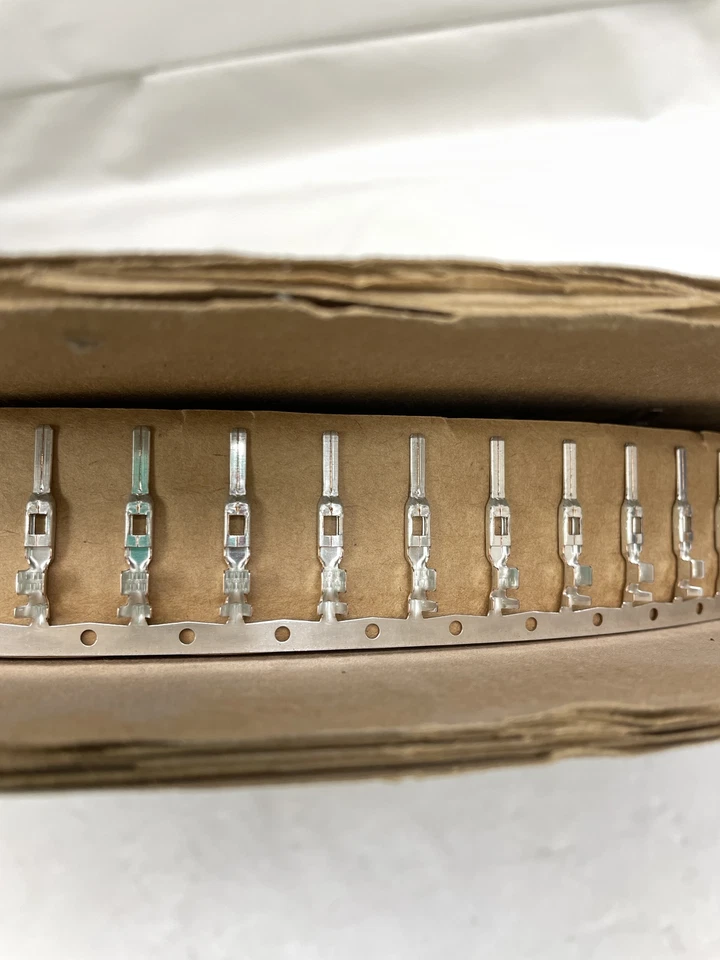 DELPHI 10757692 APEX 2.8 TIN PLATED MALE TERMINAL FOR 16-14 AWG SET OF (2000) - Image 2 of 4