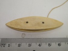 ANTIQUE SEWING EMBROIDERY CRAFT COTTON HOLDER SHUTTLE REEL