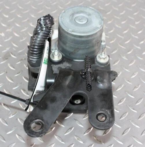 2013-2014 Ford F-150 Pickup ABS Anti-Lock Brake Pump Control Module Assembly Foto 4 de 4