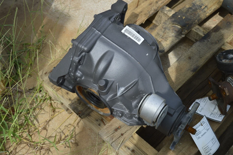 12 13 14 15 16 17 18 MERCEDES BENZ CLS E REAR DIFFERENTIAL OEM DIFF CLS550 E550 Foto 3 de 4