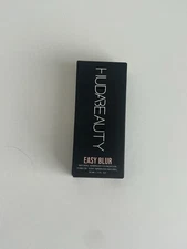 HUDA BEAUTY EASY BLUR AIRBRUSH FOUNDATION 550R