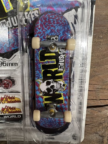 TECH DECK World Industries Vintage 96mm New Finger Board *USA SELLER FREE SHIP* - Picture 4 of 5