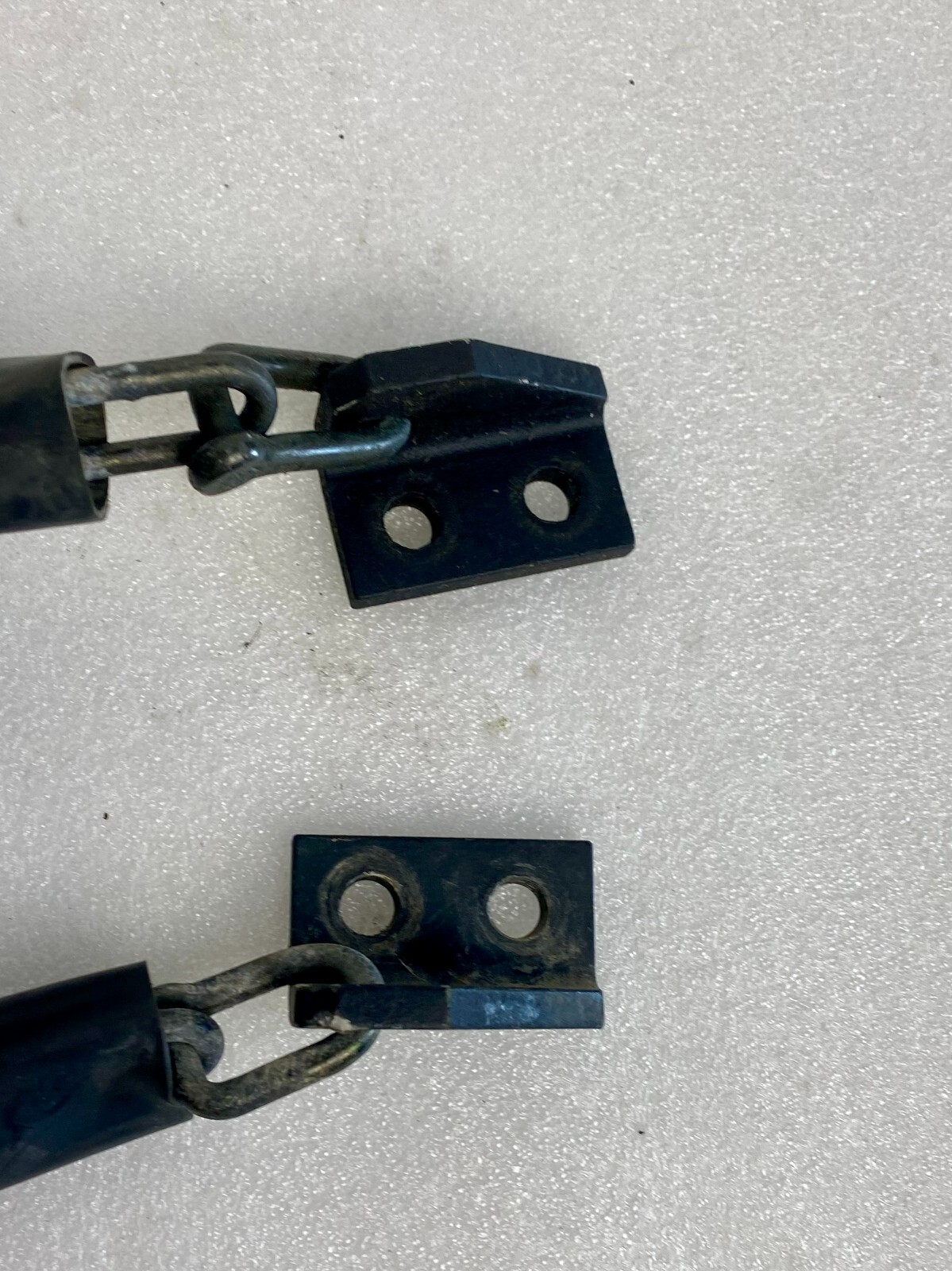 Humvee Chain HMMWV TAILGATE CHAIN ASSY SET, Pair Left + Right HUMVEE Hummer H1 M998 ...