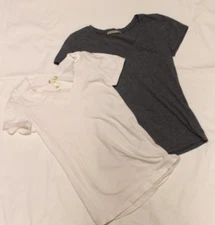 Active Basics - Ambiance 2 T-Shirts Woman Junior Size Medium V-Neck Cotton S/S