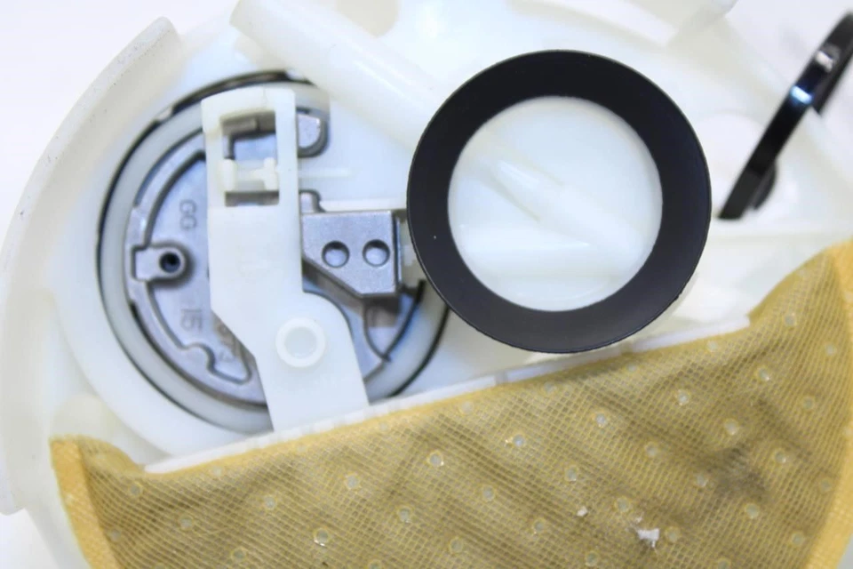 Mercedes-Benz S550 2009-11 5,5 L tanque de gasolina derecho bomba de combustible 221-470-74-94 OEM Foto 4 de 4