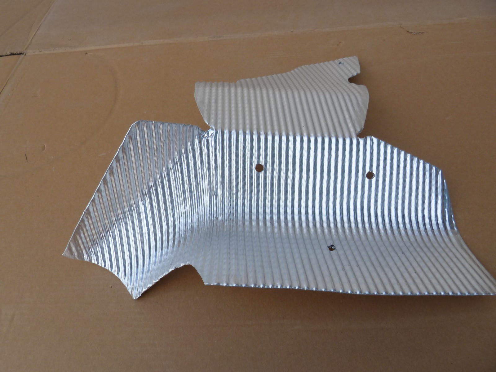 LAMBORGHINI HURACAN EVO STERRATO STO REAR Passengers R SIDE EXHAUST HEAT SHIELD 